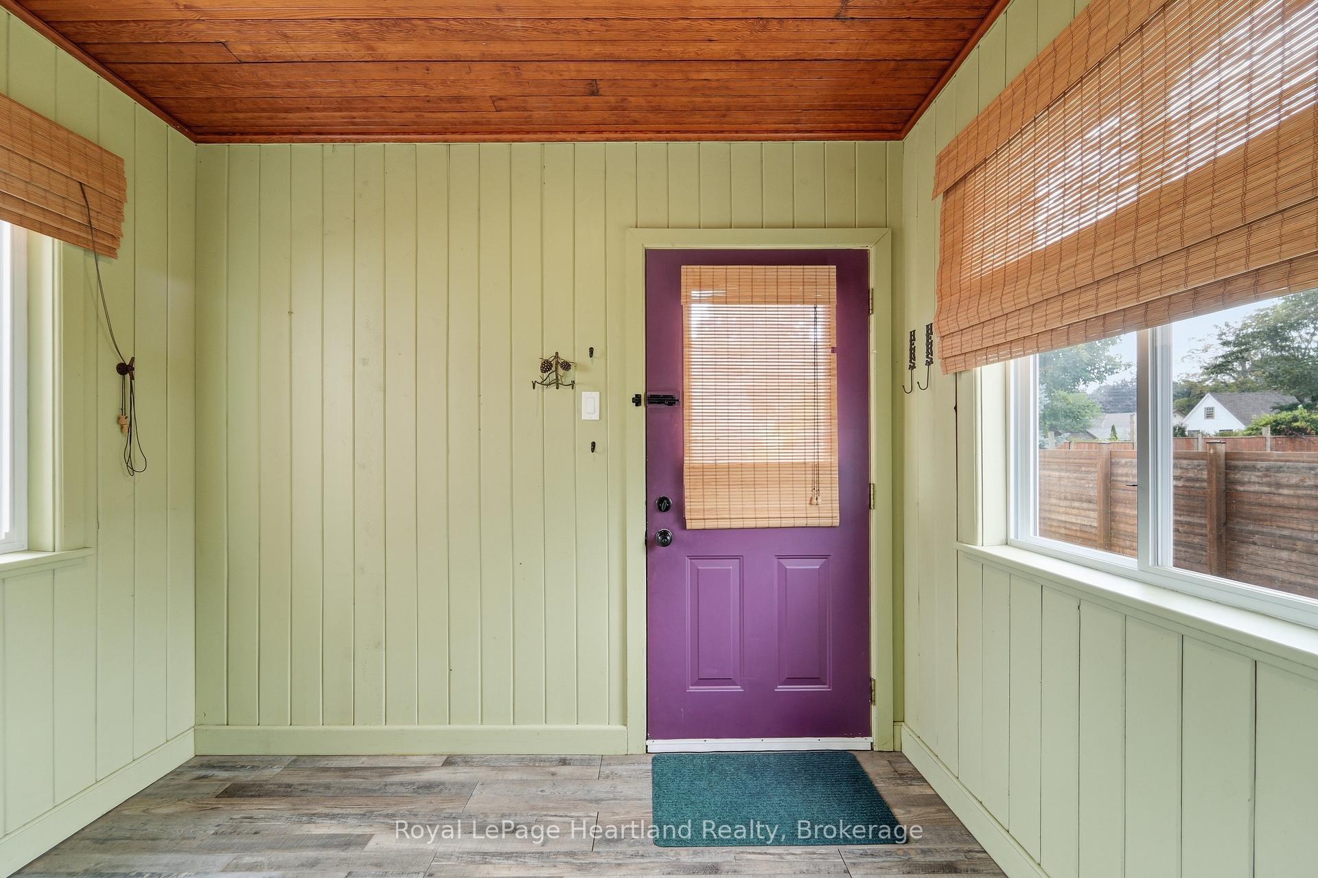 Photo 26 of 5 Britannia Road W, Goderich, Goderich (Town) — HOMEH