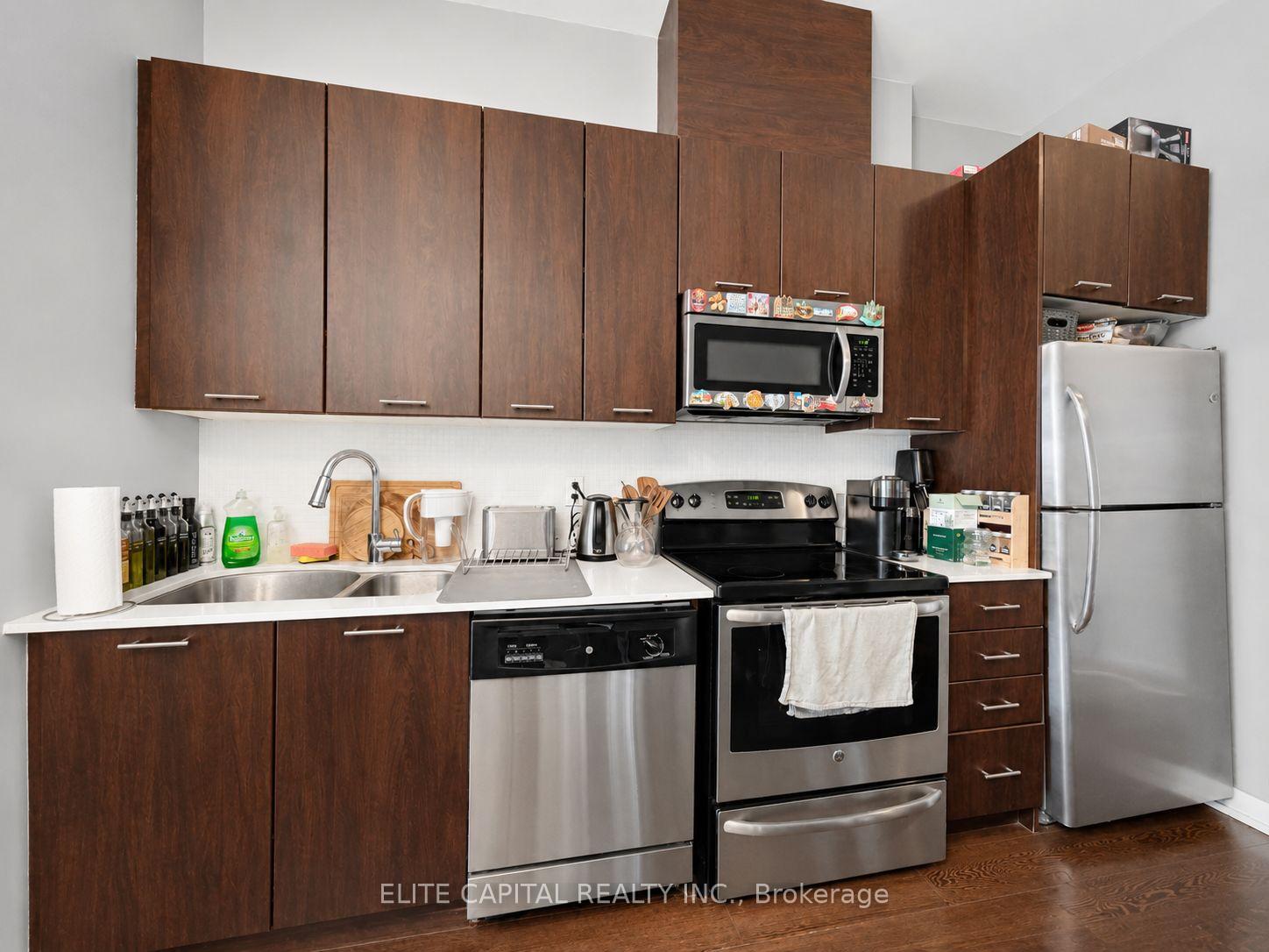 Photo 3 of Unit 628, 20 Bruyeres Mews, Toronto, Niagara — HOMEH