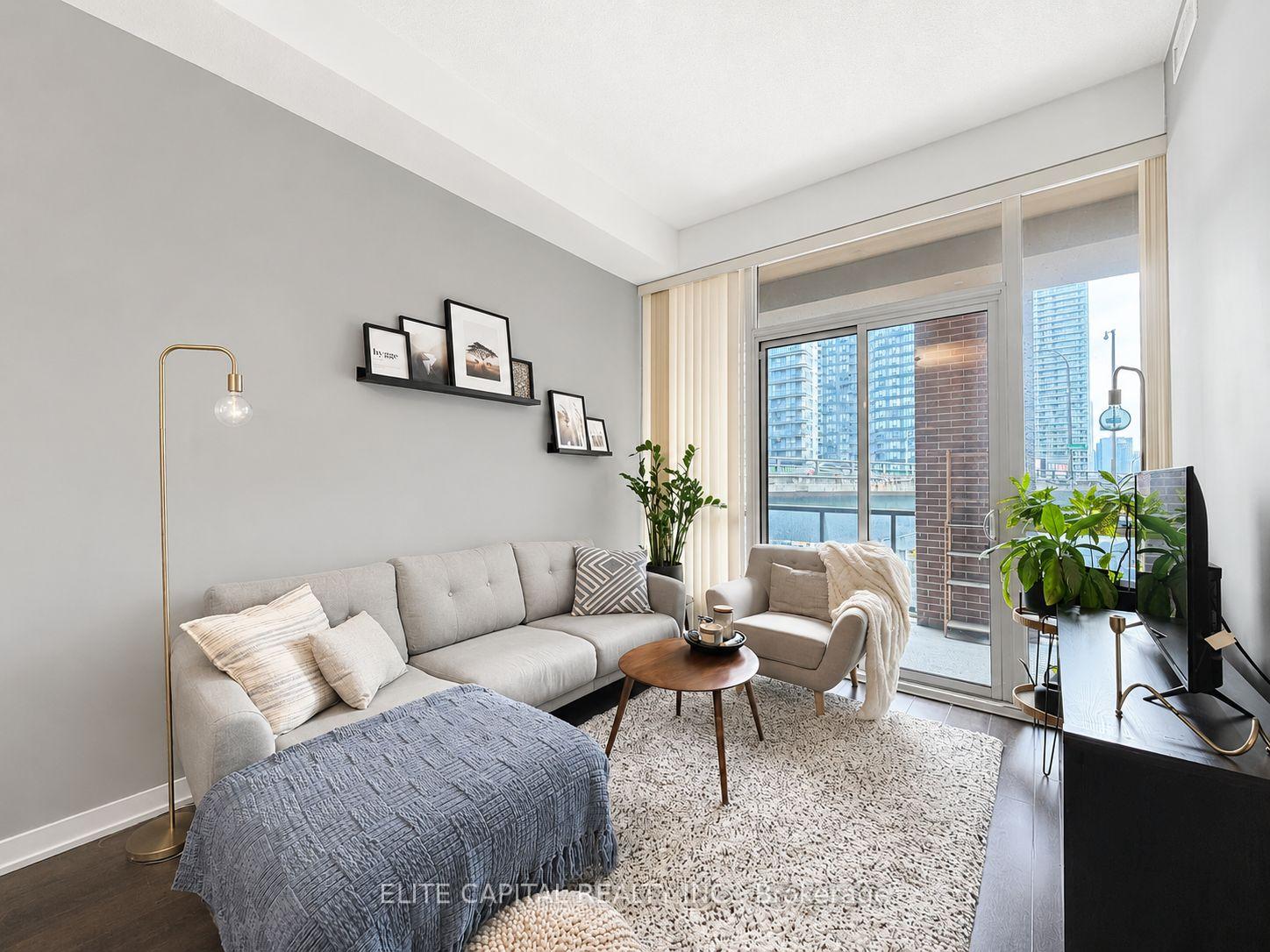 Photo 4 of Unit 628, 20 Bruyeres Mews, Toronto, Niagara — HOMEH
