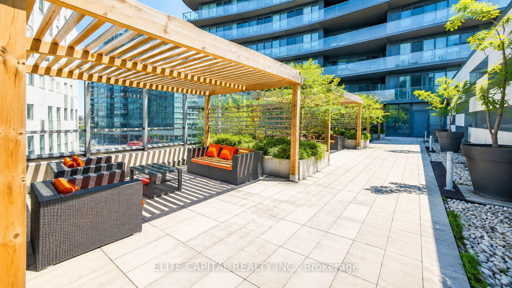 Photo 9 of Unit 628, 20 Bruyeres Mews, Toronto, Niagara — HOMEH