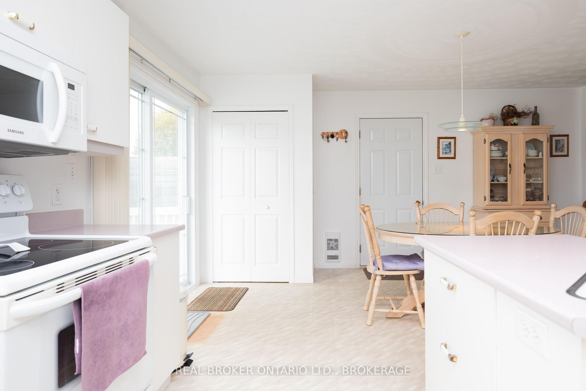 Photo 18 of 20392 Roy Crescent, South Glengarry, South Glengarry (Charlottenburgh) Twp — HOMEH