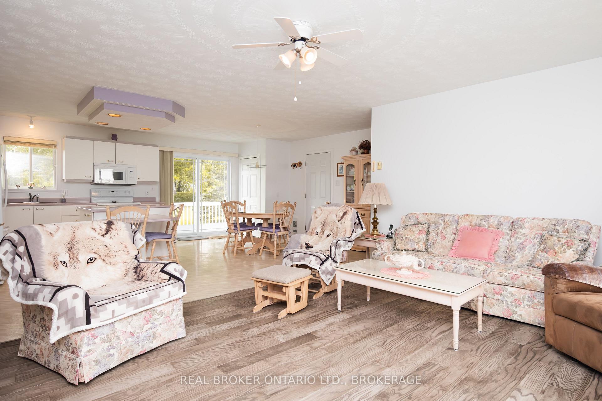 Photo 21 of 20392 Roy Crescent, South Glengarry, South Glengarry (Charlottenburgh) Twp — HOMEH
