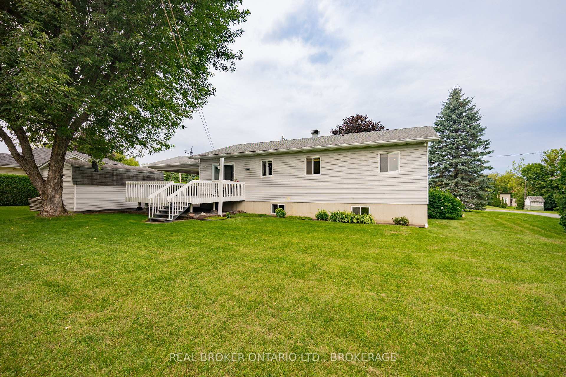 Photo 62 of 20392 Roy Crescent, South Glengarry, South Glengarry (Charlottenburgh) Twp — HOMEH