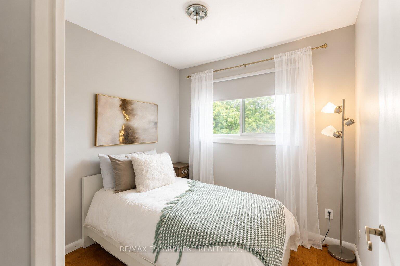 Photo 18 of 120 Stone Church Road W, Hamilton, Gourley — HOMEH