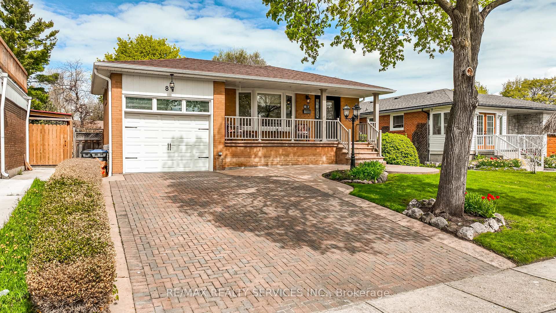 Photo 1 of 87 Ambleside Drive, Brampton, Brampton South — HOMEH