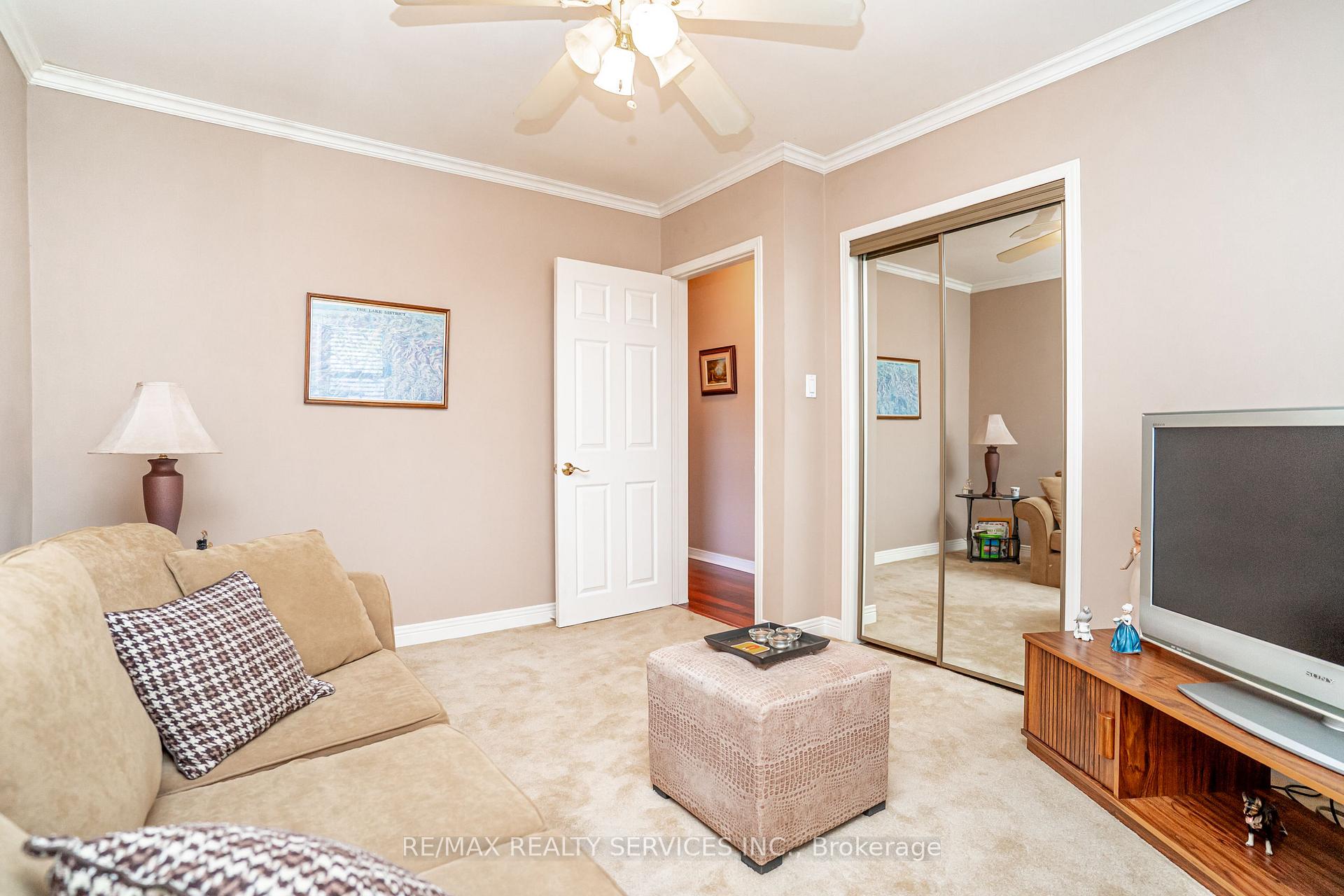 Photo 21 of 87 Ambleside Drive, Brampton, Brampton South — HOMEH
