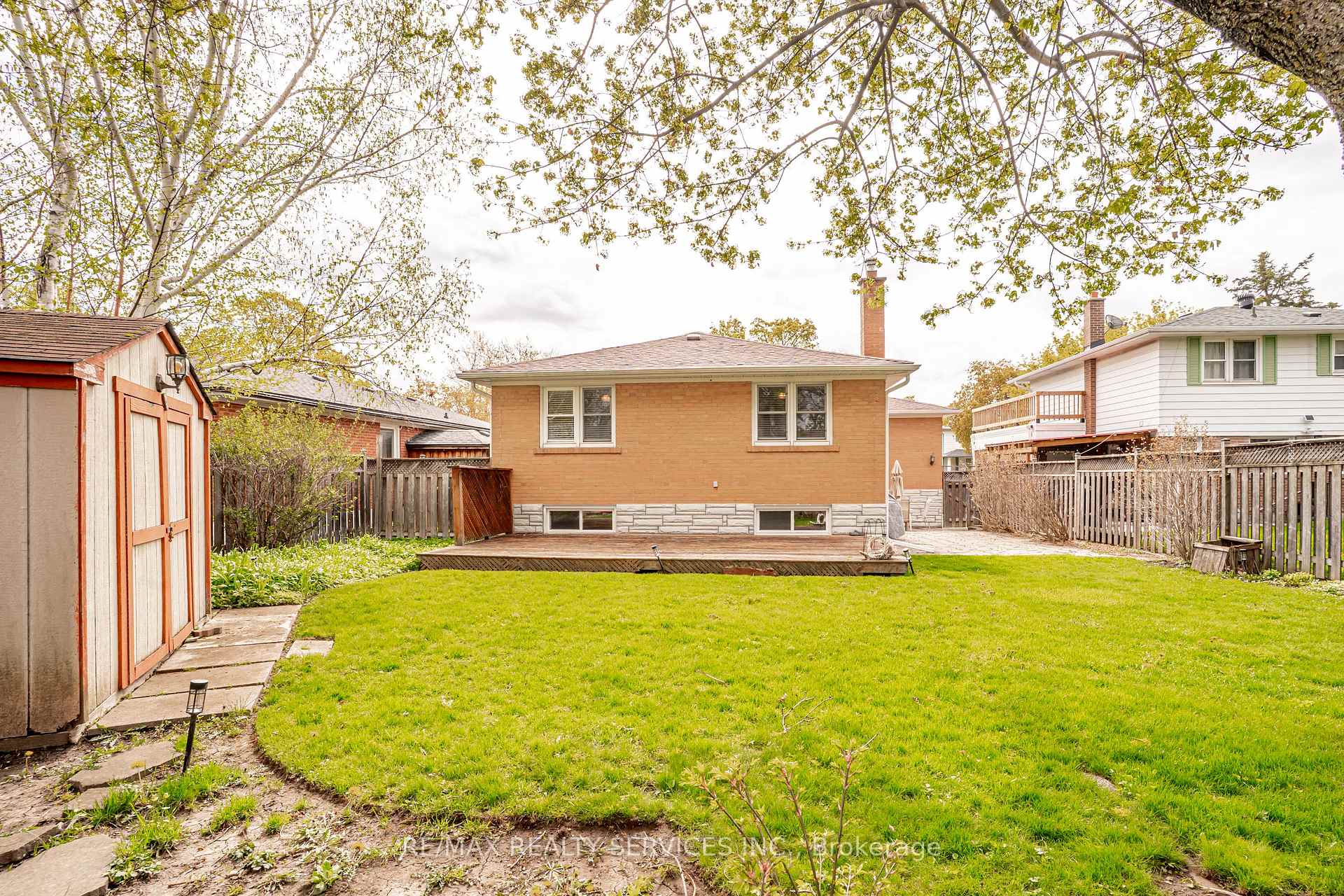 Photo 36 of 87 Ambleside Drive, Brampton, Brampton South — HOMEH