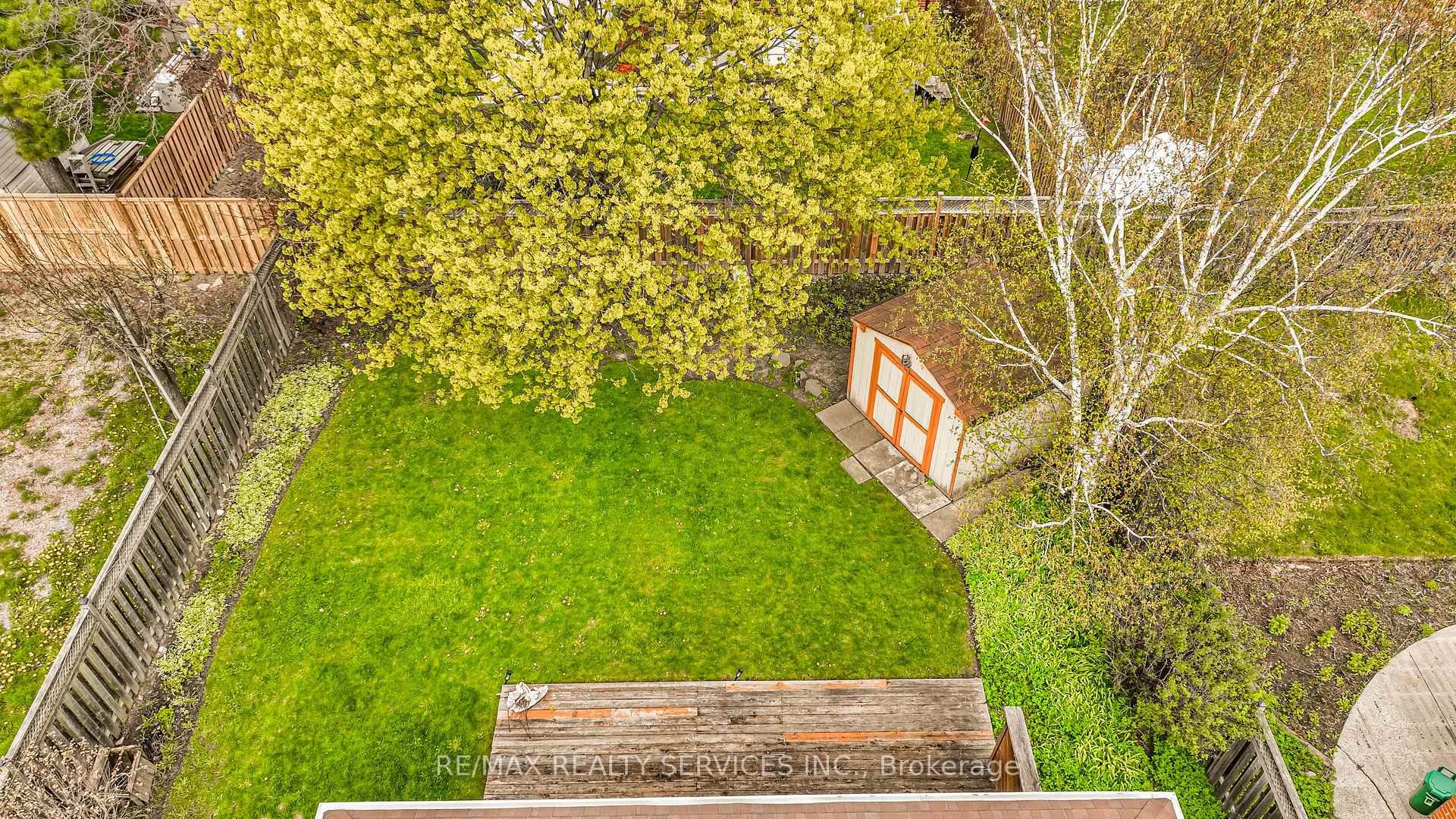 Photo 37 of 87 Ambleside Drive, Brampton, Brampton South — HOMEH