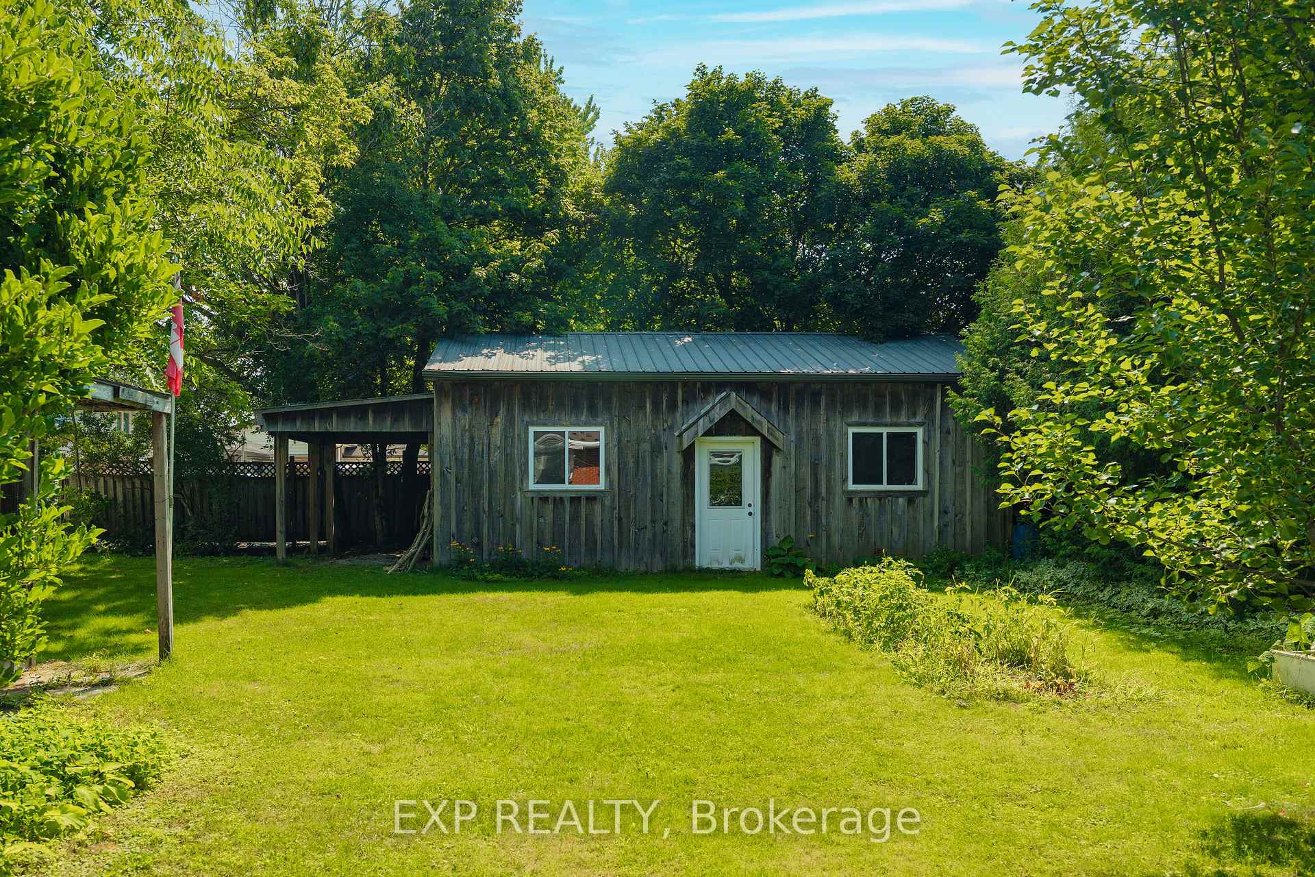 Photo 3 of 250 Albert Street, Minto — HOMEH