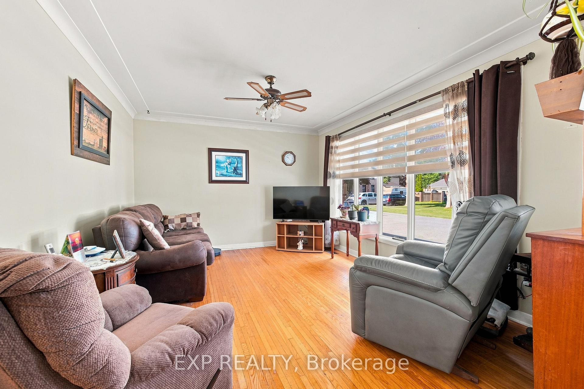 Photo 6 of 250 Albert Street, Minto — HOMEH
