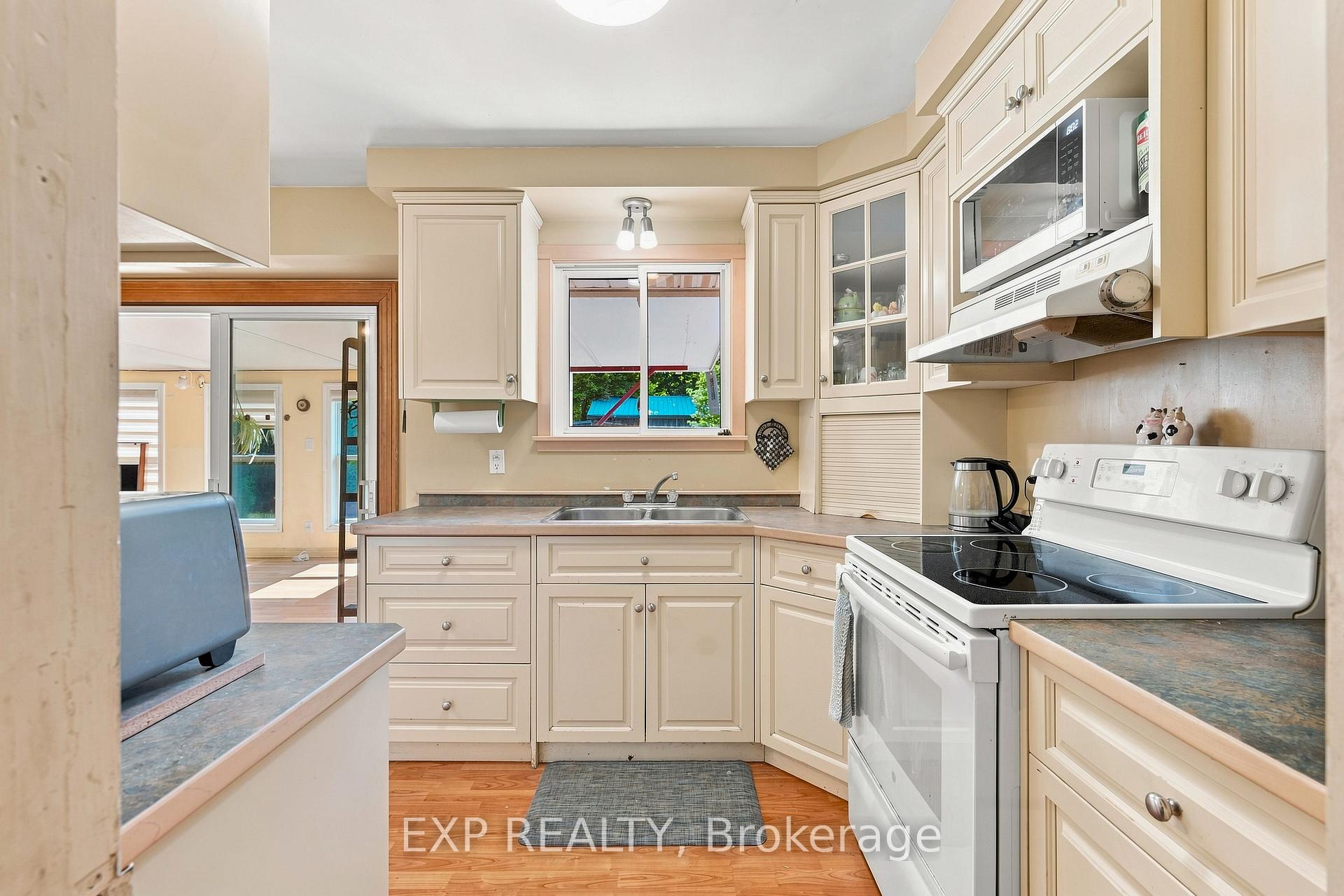 Photo 9 of 250 Albert Street, Minto — HOMEH
