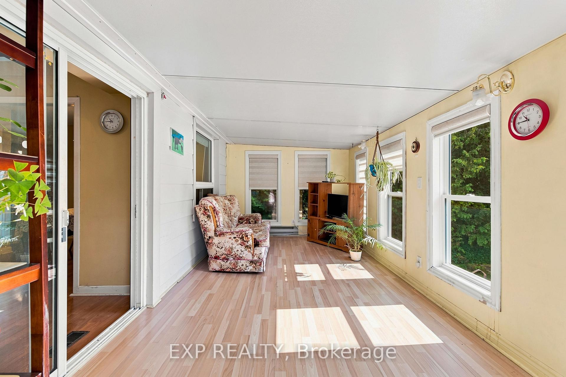 Photo 11 of 250 Albert Street, Minto — HOMEH