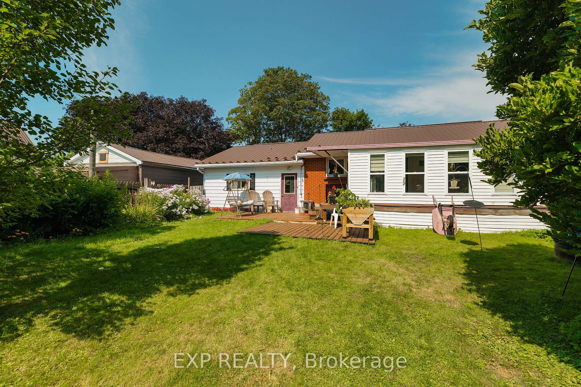 Photo 33 of 250 Albert Street, Minto — HOMEH