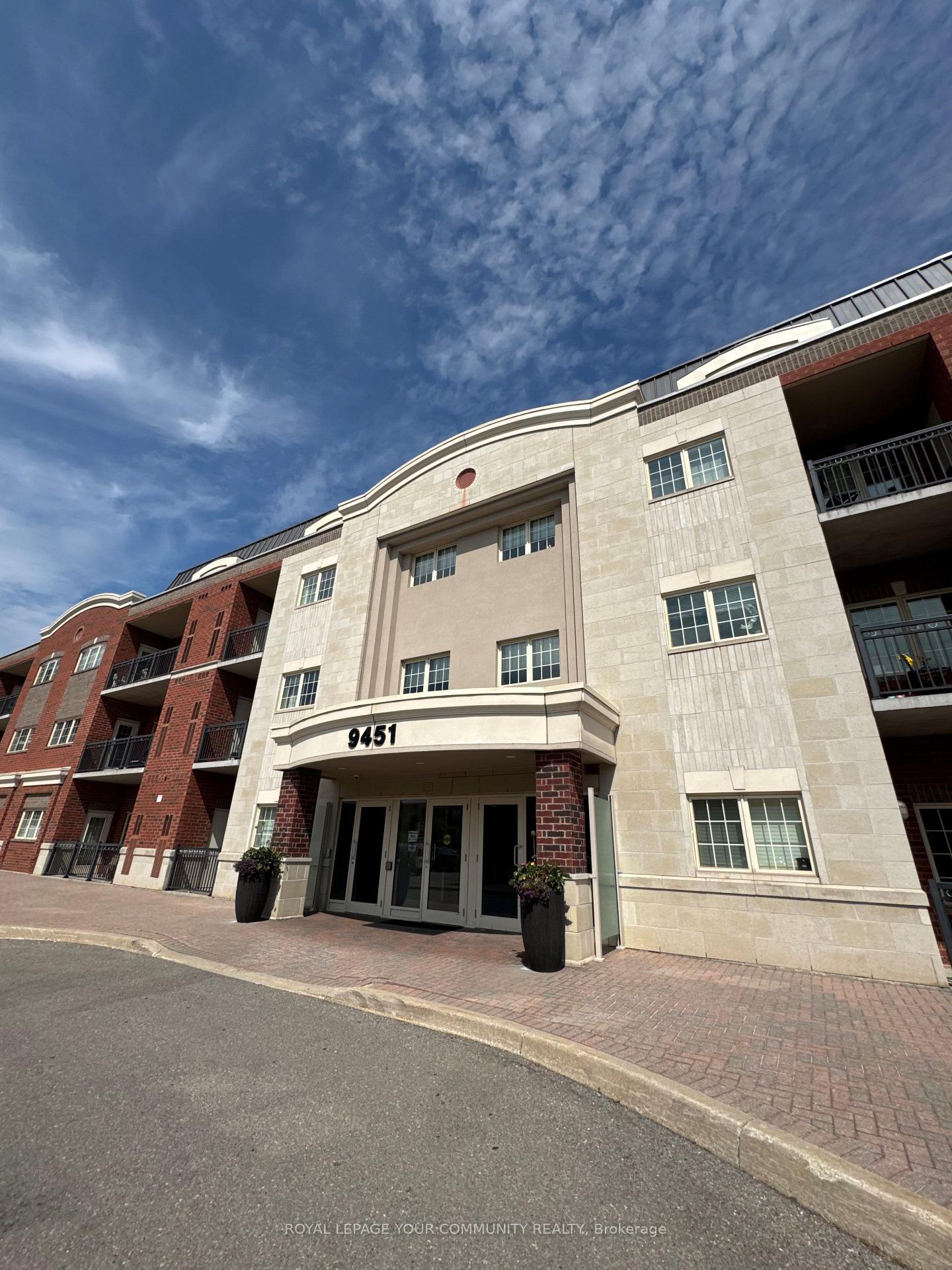 Photo 2 of Unit 301, 9451 Jane Street, Vaughan, Maple — HOMEH