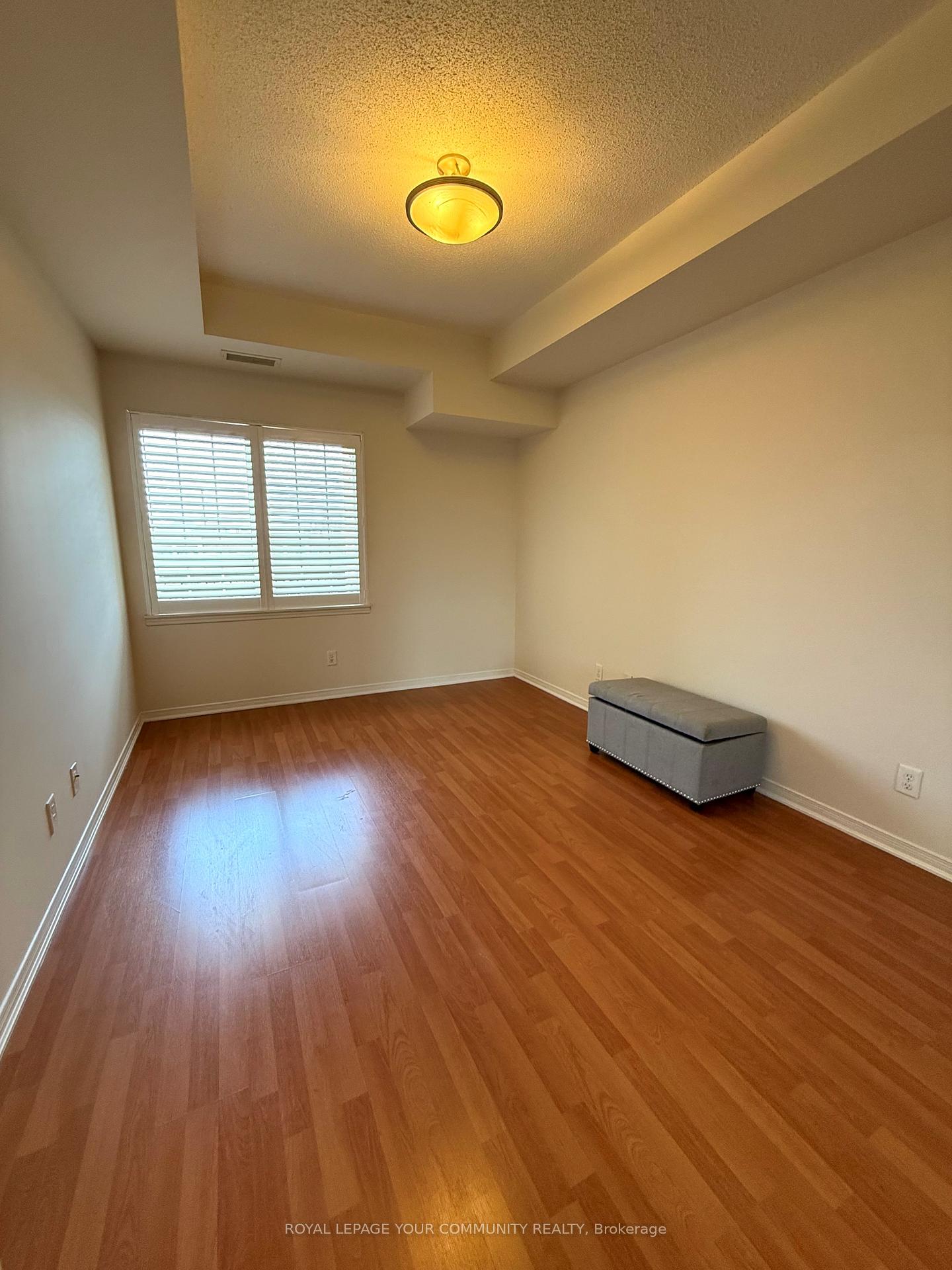 Photo 6 of Unit 301, 9451 Jane Street, Vaughan, Maple — HOMEH