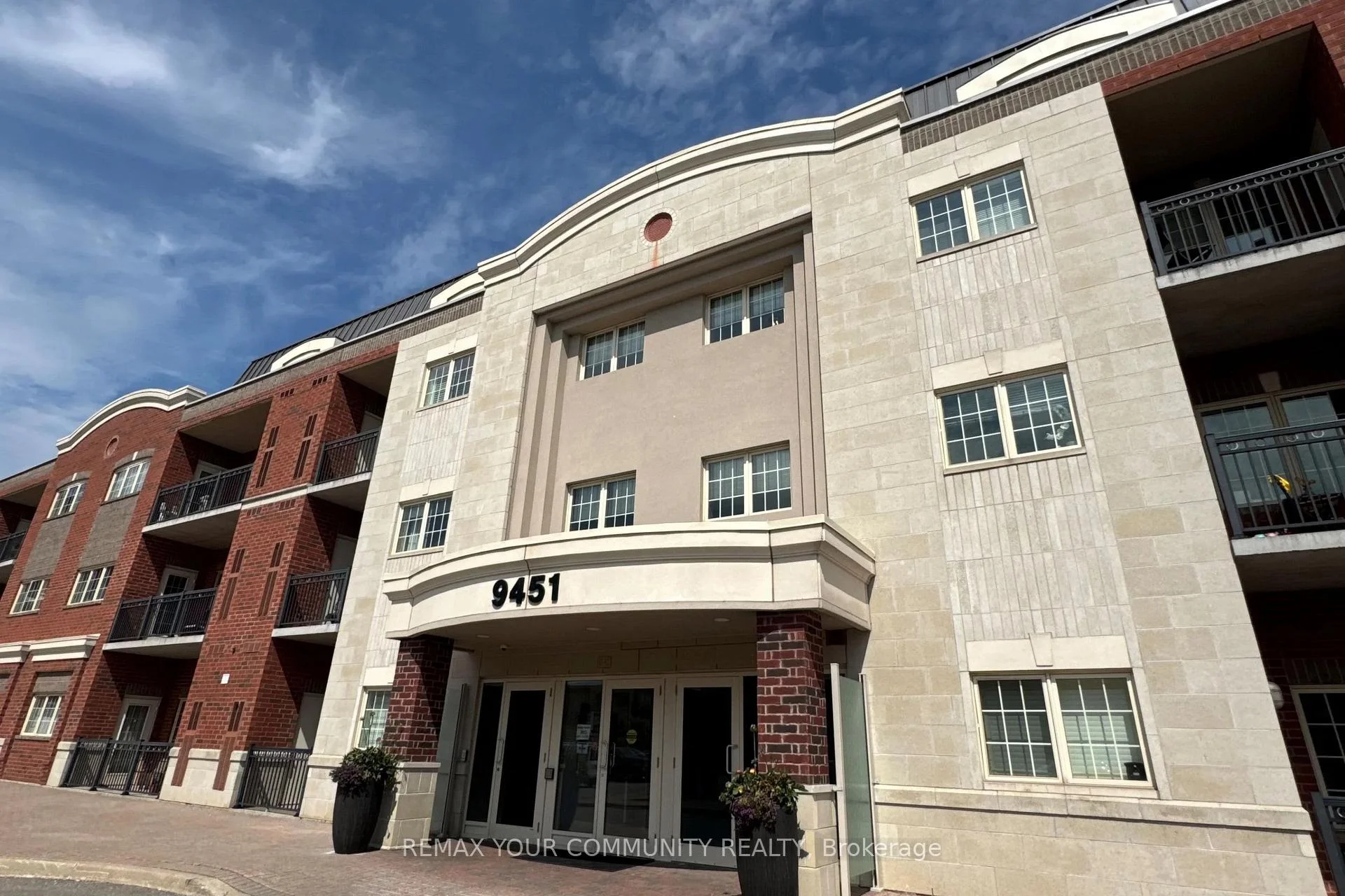 Photo of Unit 301, 9451 Jane Street