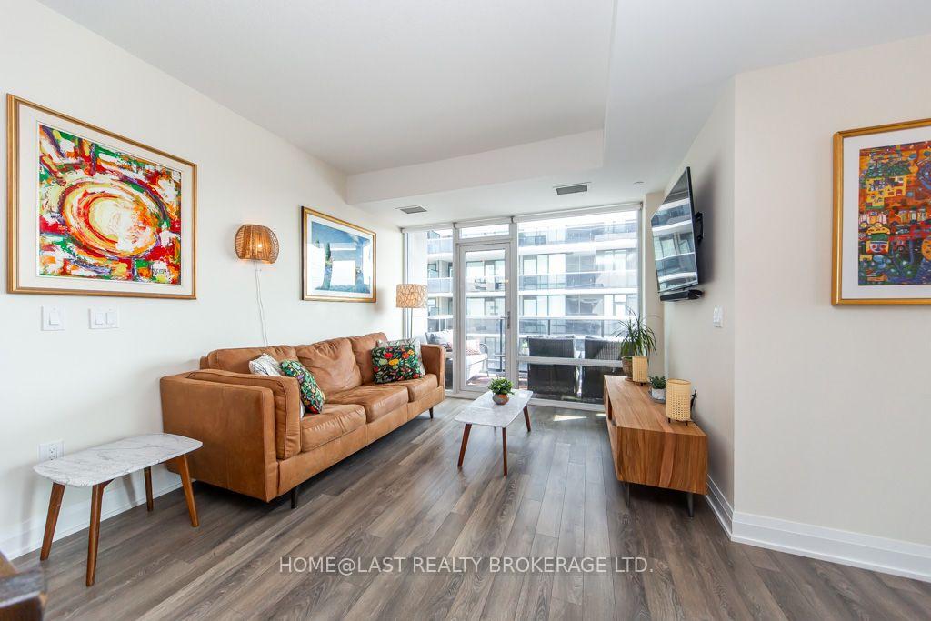 Photo 5 of Unit 605, 4800 Highway 7, Vaughan, East Woodbridge — HOMEH