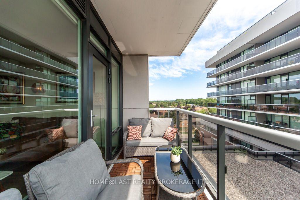 Photo 10 of Unit 605, 4800 Highway 7, Vaughan, East Woodbridge — HOMEH