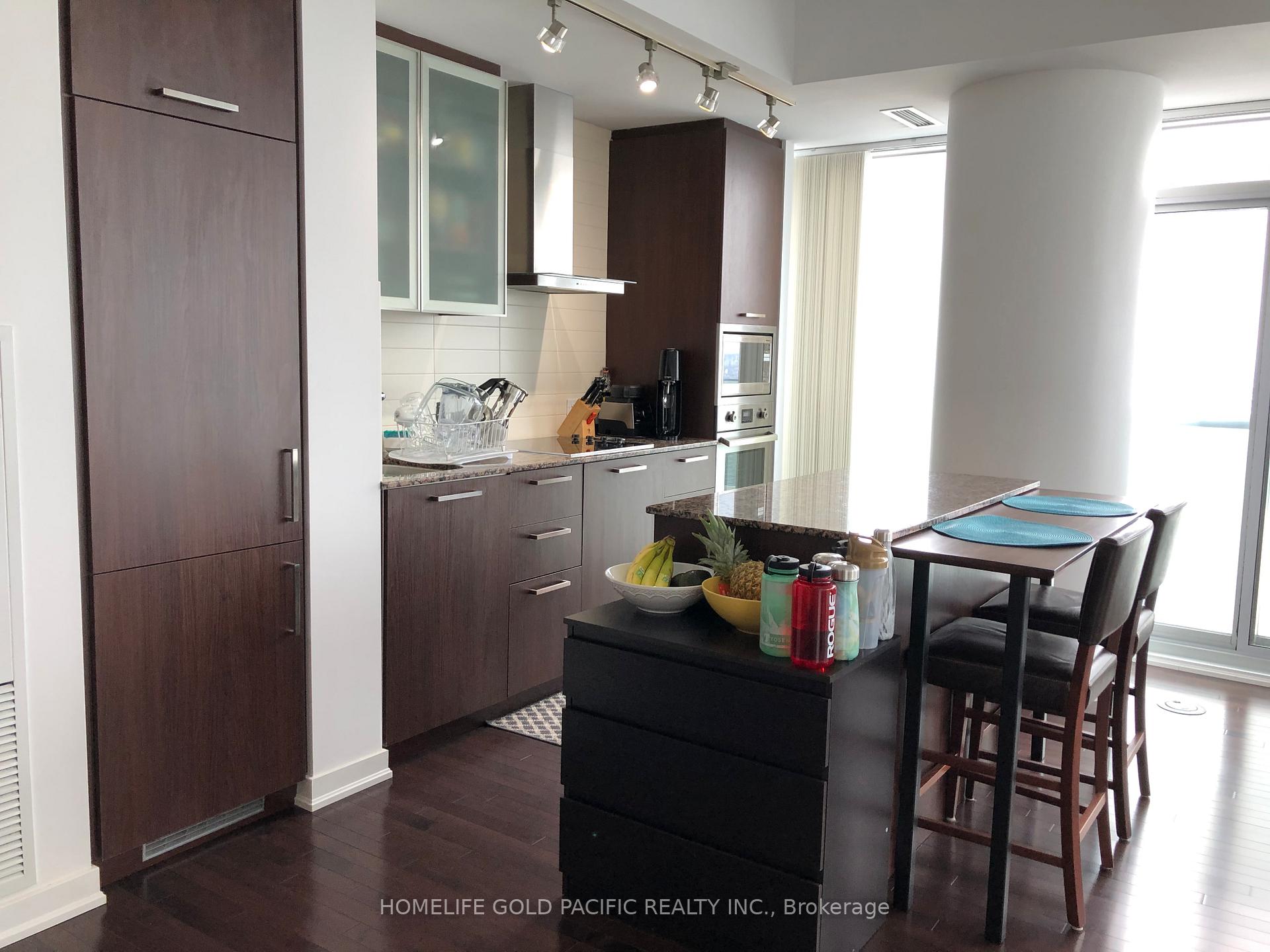 Photo 7 of Unit 5208, 14 York Street, Toronto, Waterfront Communities — HOMEH