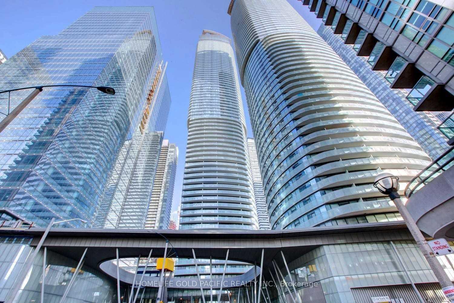 Photo 11 of Unit 5208, 14 York Street, Toronto, Waterfront Communities — HOMEH
