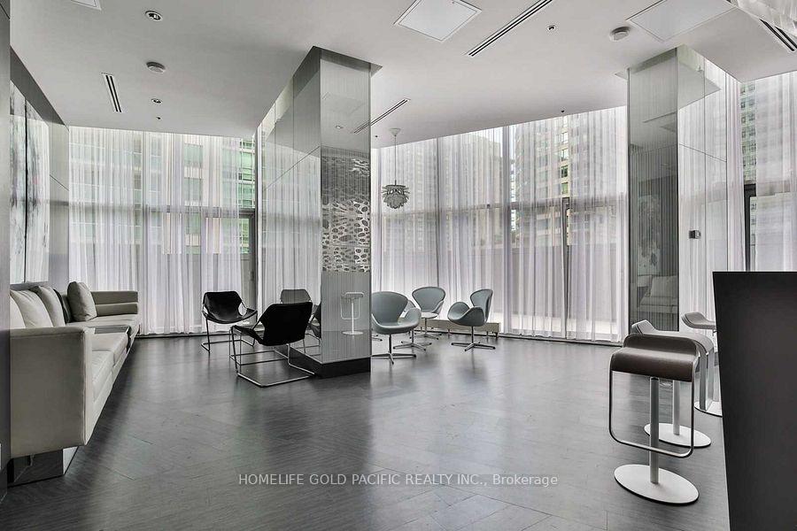 Photo 15 of Unit 5208, 14 York Street, Toronto, Waterfront Communities — HOMEH