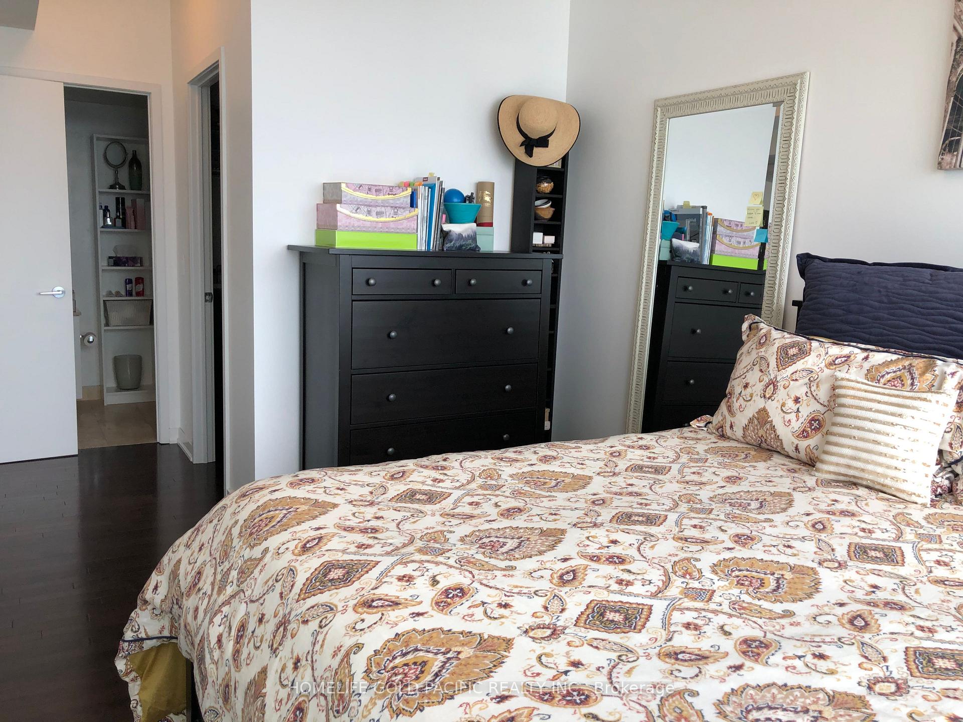 Photo 27 of Unit 5208, 14 York Street, Toronto, Waterfront Communities — HOMEH
