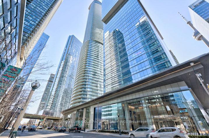 Photo 33 of Unit 5208, 14 York Street, Toronto, Waterfront Communities — HOMEH