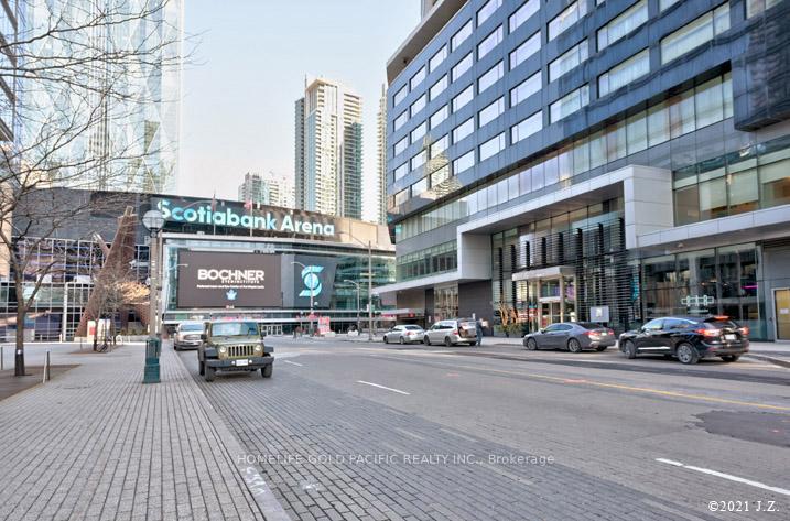 Photo 39 of Unit 5208, 14 York Street, Toronto, Waterfront Communities — HOMEH