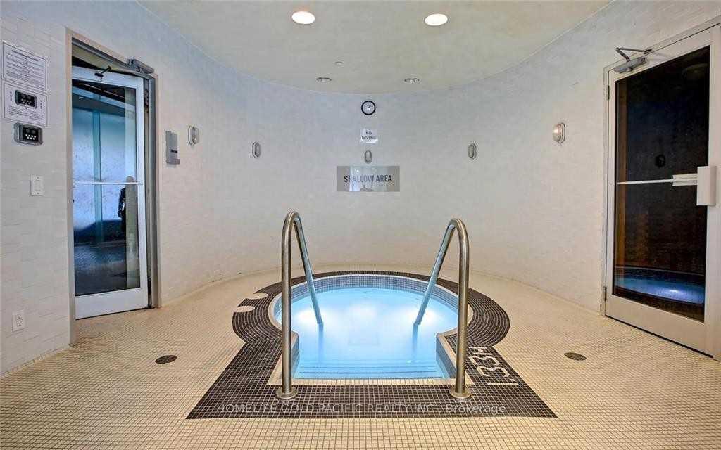 Photo 42 of Unit 5208, 14 York Street, Toronto, Waterfront Communities — HOMEH