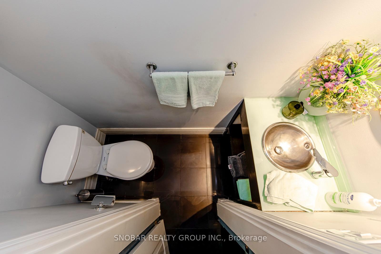 Photo 14 of 84 Allenby Avenue, Etobicoke, Elms-Old Rexdale — HOMEH