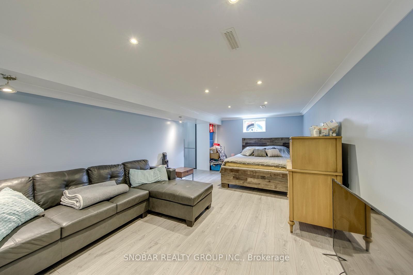 Photo 19 of 84 Allenby Avenue, Etobicoke, Elms-Old Rexdale — HOMEH