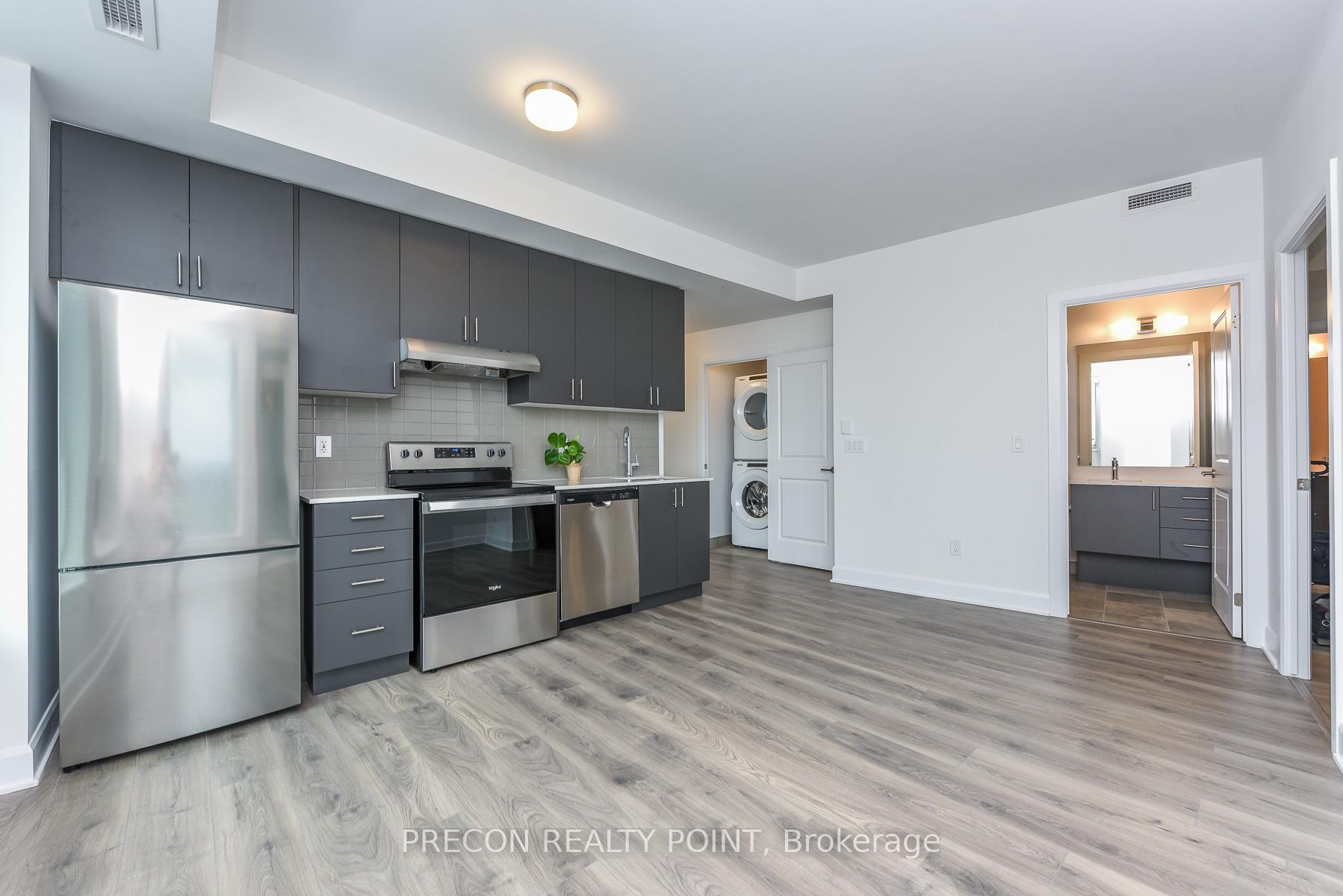 Photo 10 of Unit 1401, 3240 William Coltson Avenue E, Oakville, Joshua Meadows — HOMEH