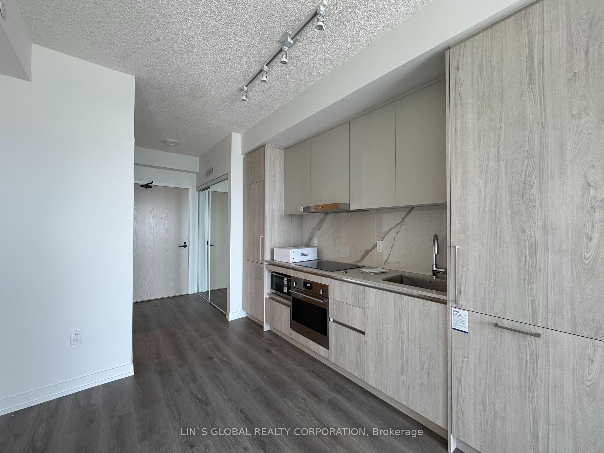 Photo 8 of Unit 5605, 225 Commerce Street, Vaughan, Vaughan Corporate Centre — HOMEH