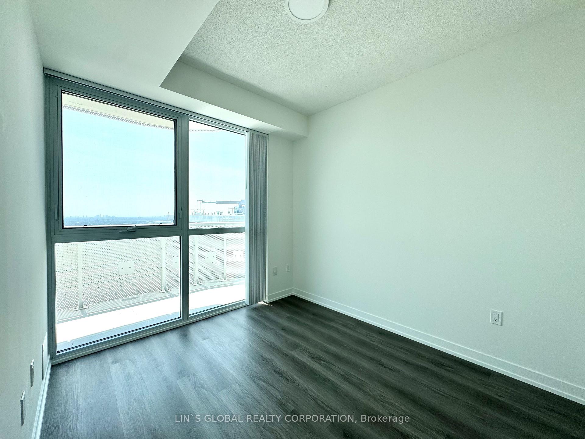 Photo 12 of Unit 5605, 225 Commerce Street, Vaughan, Vaughan Corporate Centre — HOMEH