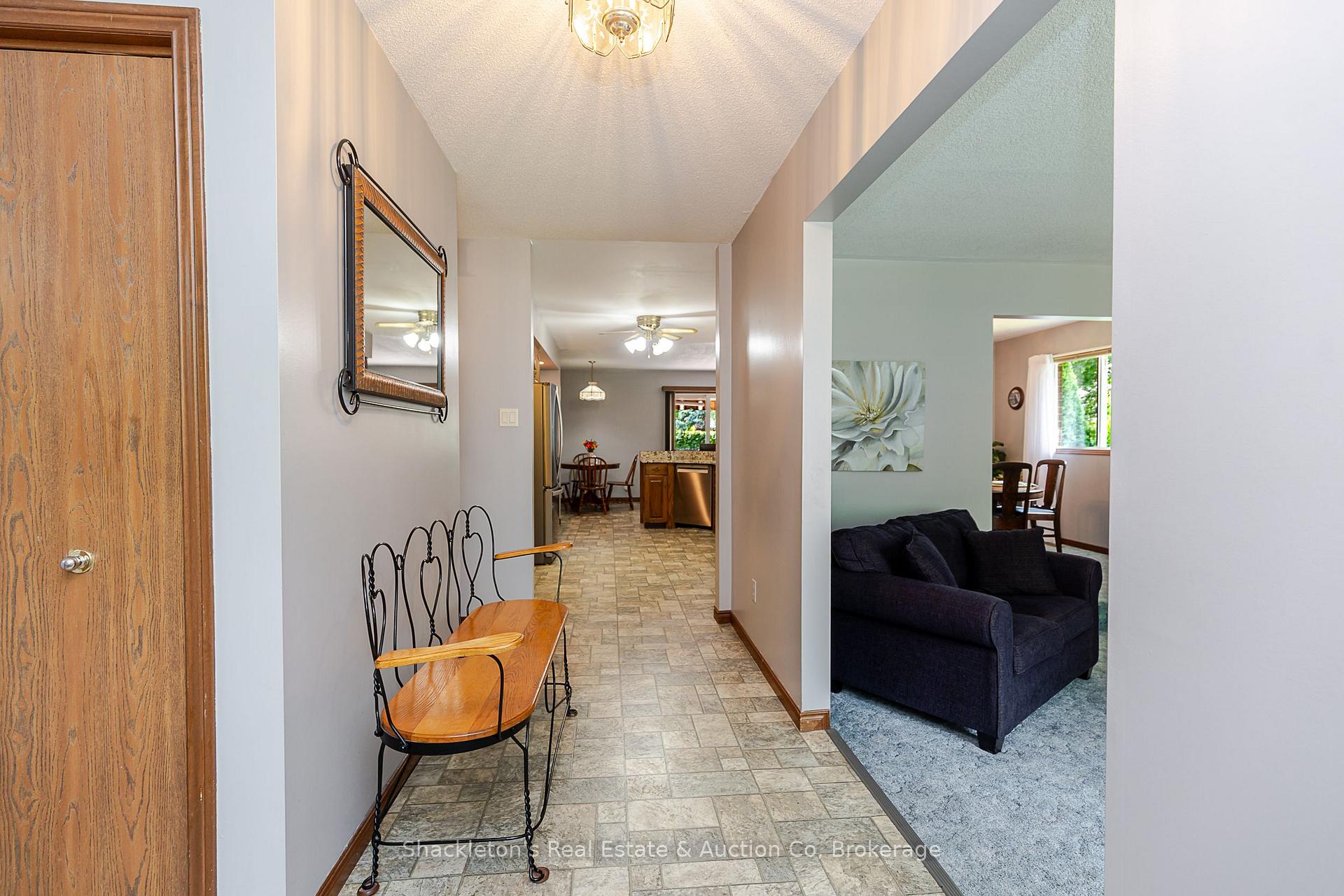 Photo 7 of 229 Briarhill Drive, Stratford — HOMEH