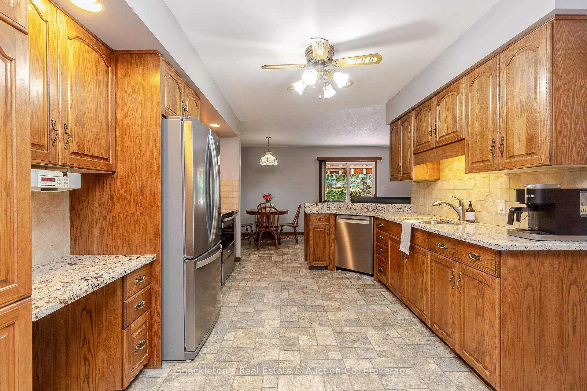 Photo 12 of 229 Briarhill Drive, Stratford — HOMEH