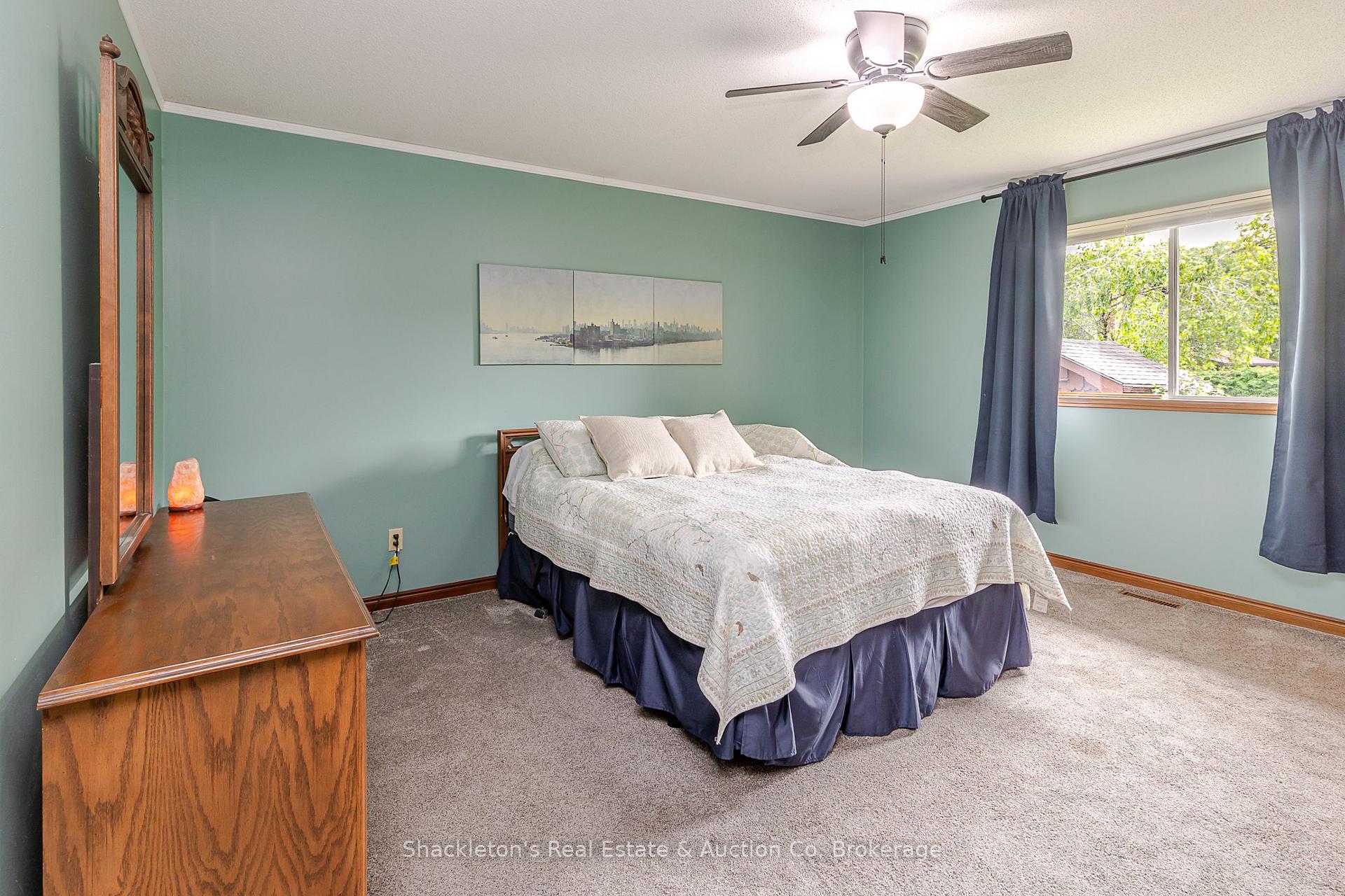 Photo 24 of 229 Briarhill Drive, Stratford — HOMEH