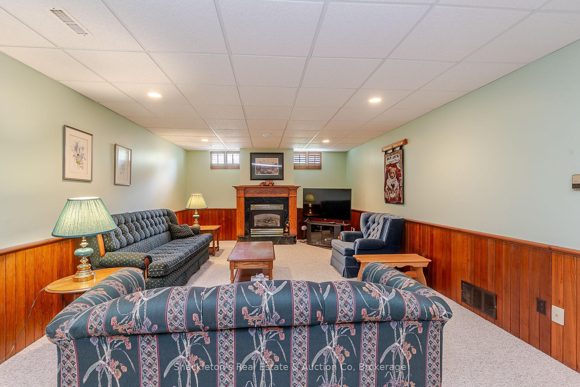 Photo 34 of 229 Briarhill Drive, Stratford — HOMEH