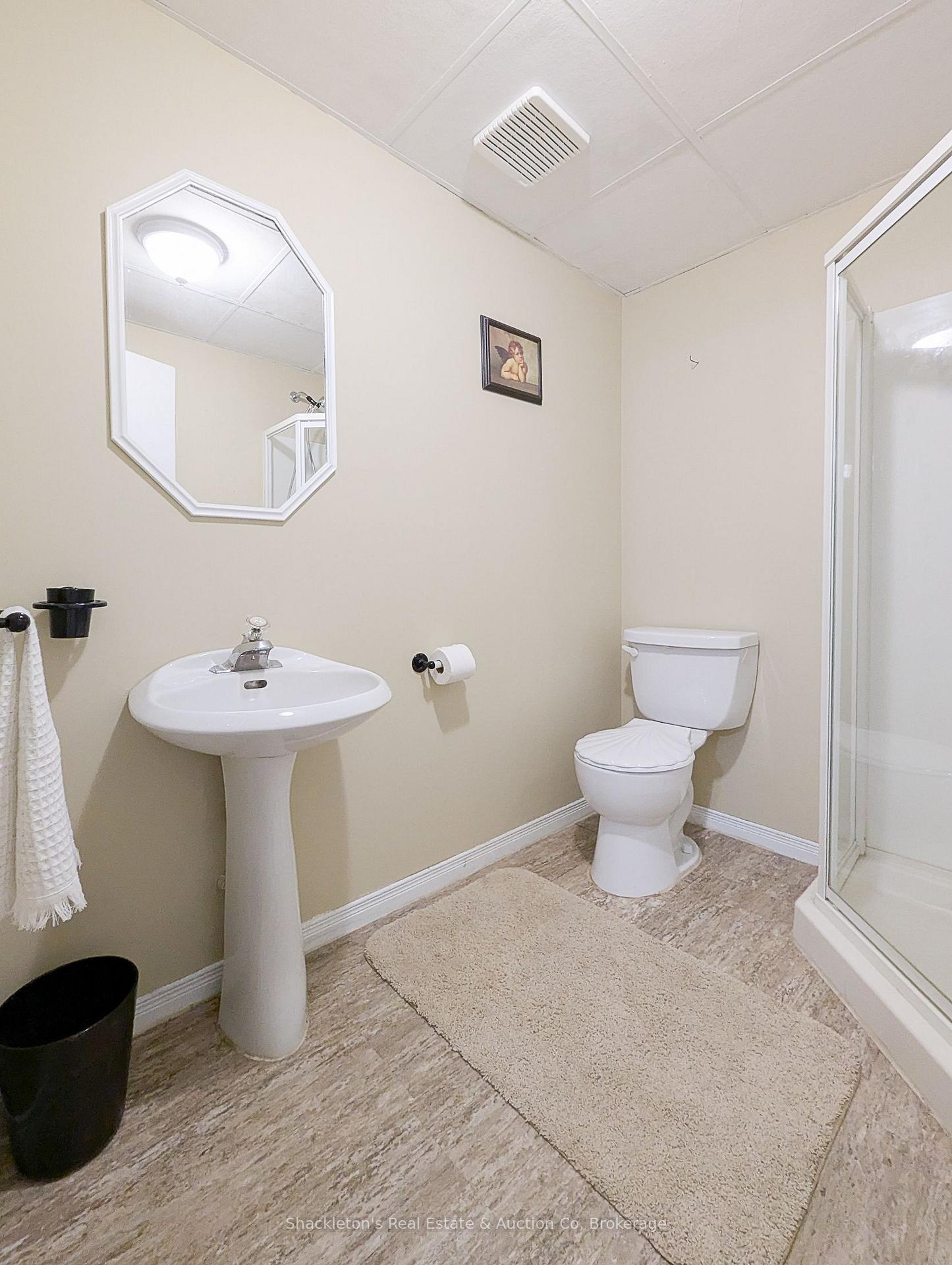 Photo 39 of 229 Briarhill Drive, Stratford — HOMEH
