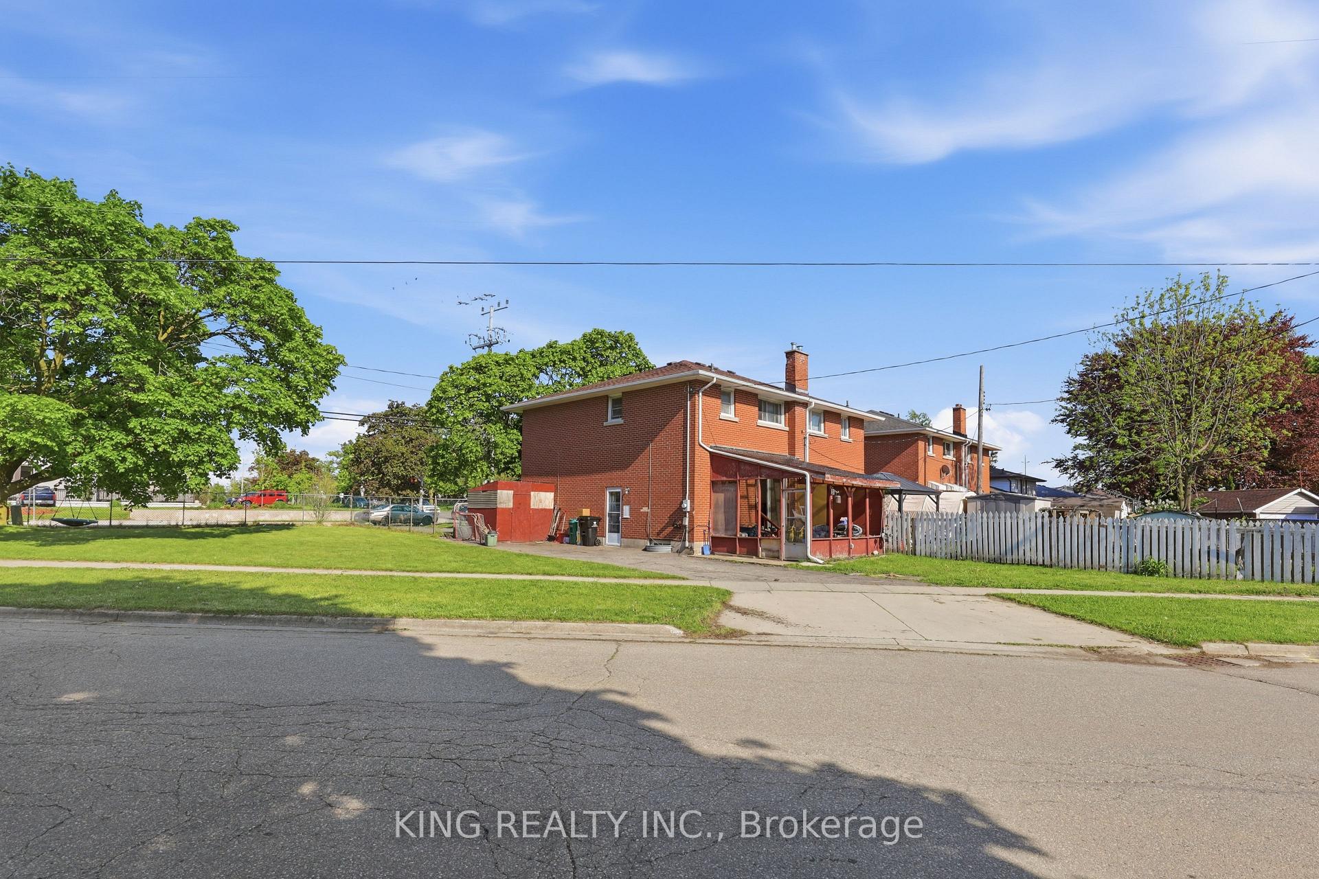 Photo 31 of 920 Concession Road, Cambridge, Lang's Farm — HOMEH
