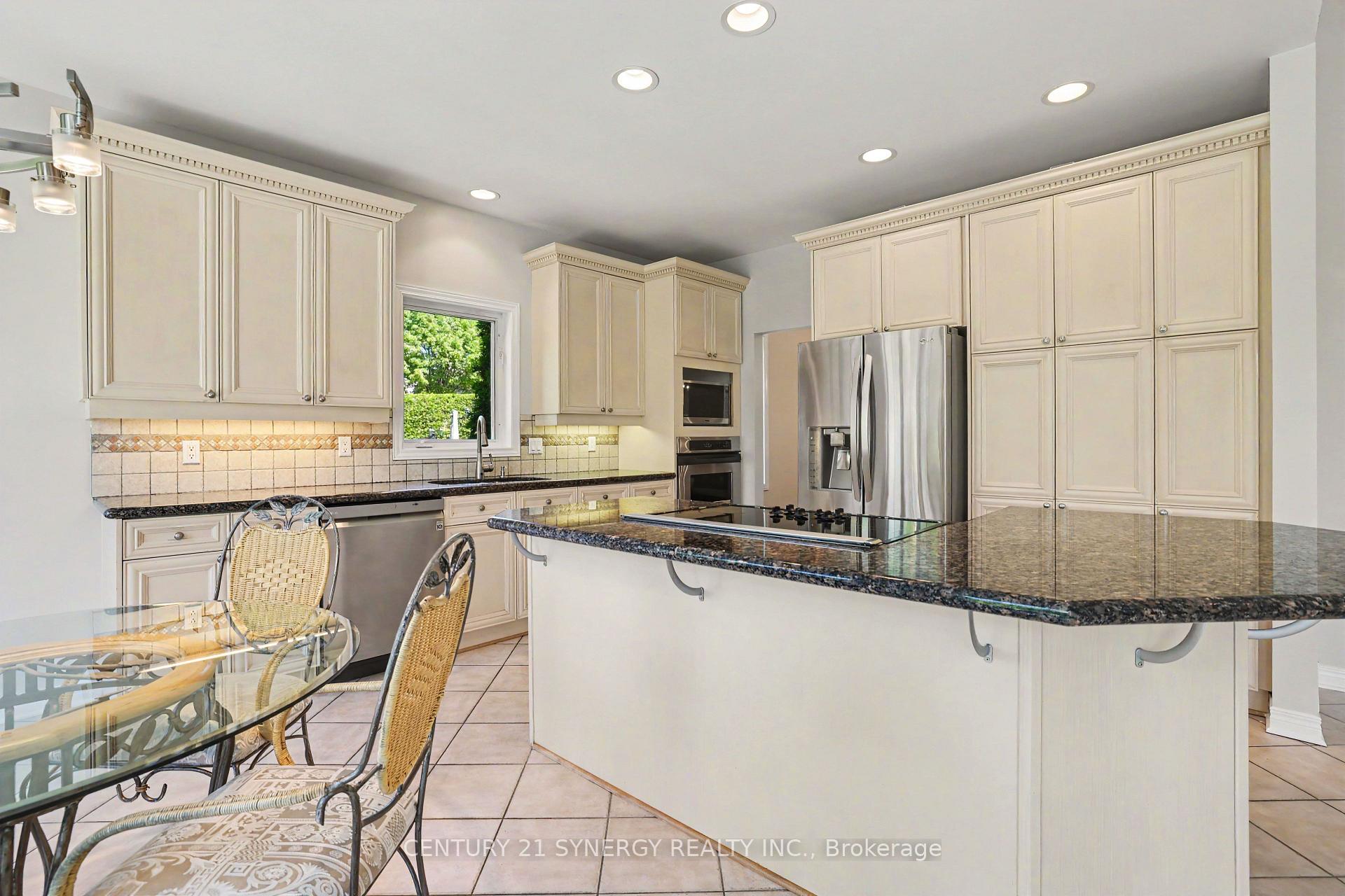 Photo 16 of 17 Warnock Court, Ottawa, Carson Meadows — HOMEH