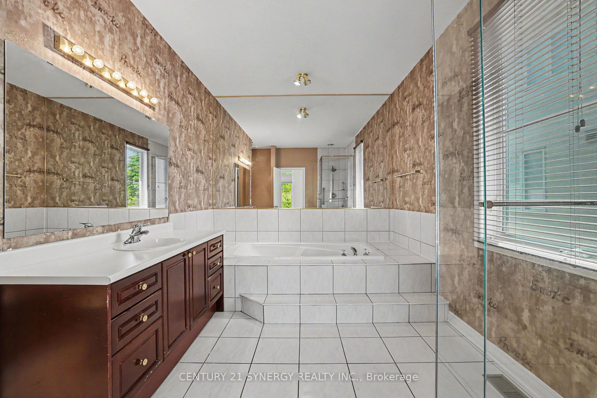 Photo 29 of 17 Warnock Court, Ottawa, Carson Meadows — HOMEH