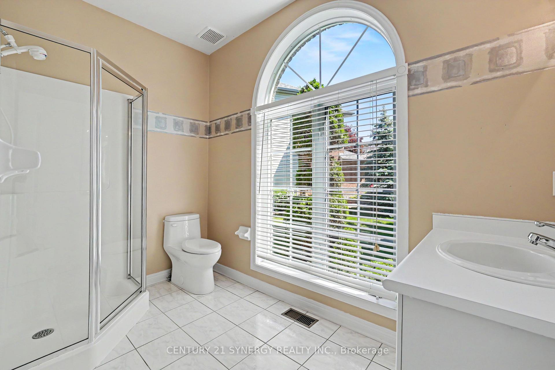 Photo 33 of 17 Warnock Court, Ottawa, Carson Meadows — HOMEH