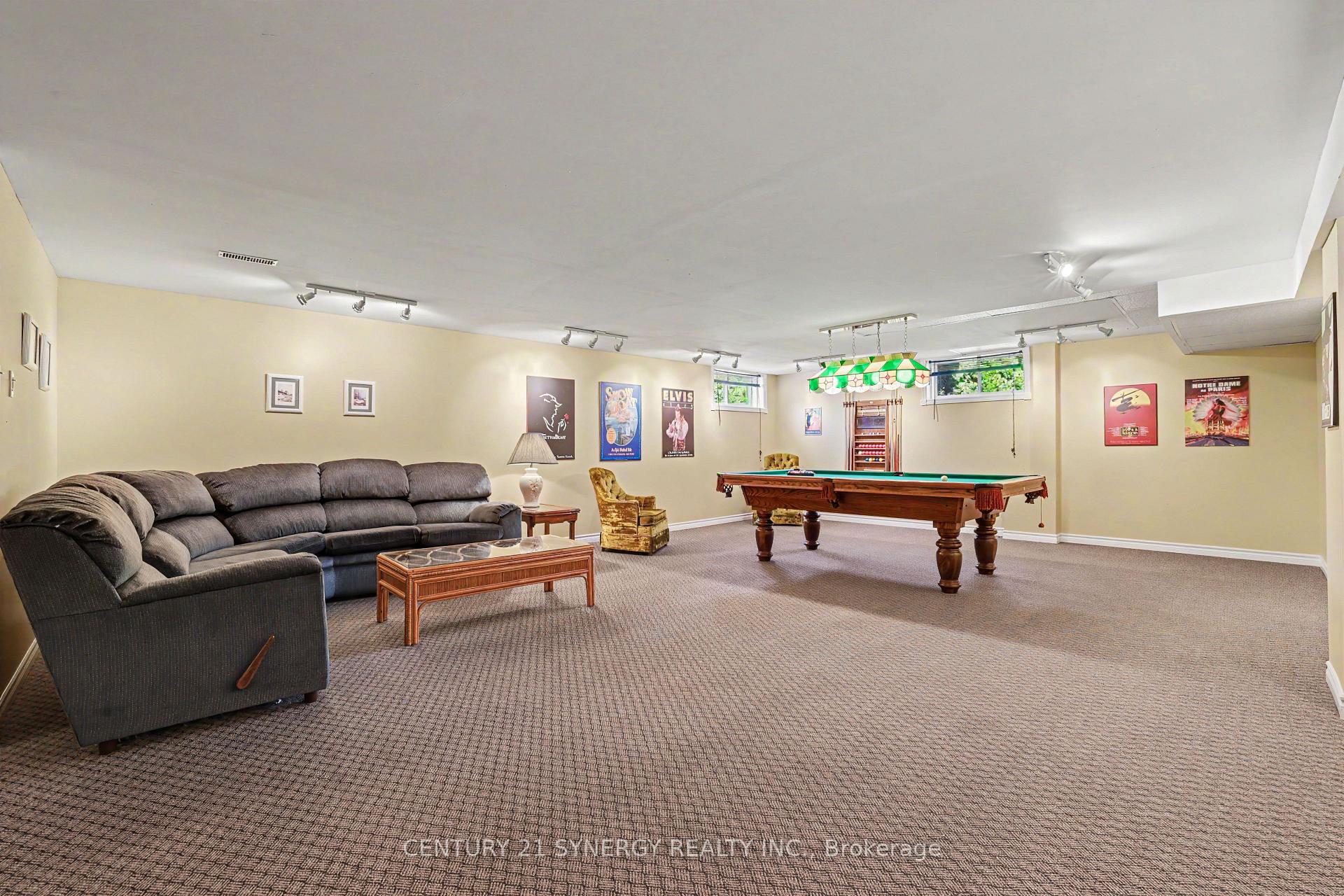 Photo 34 of 17 Warnock Court, Ottawa, Carson Meadows — HOMEH