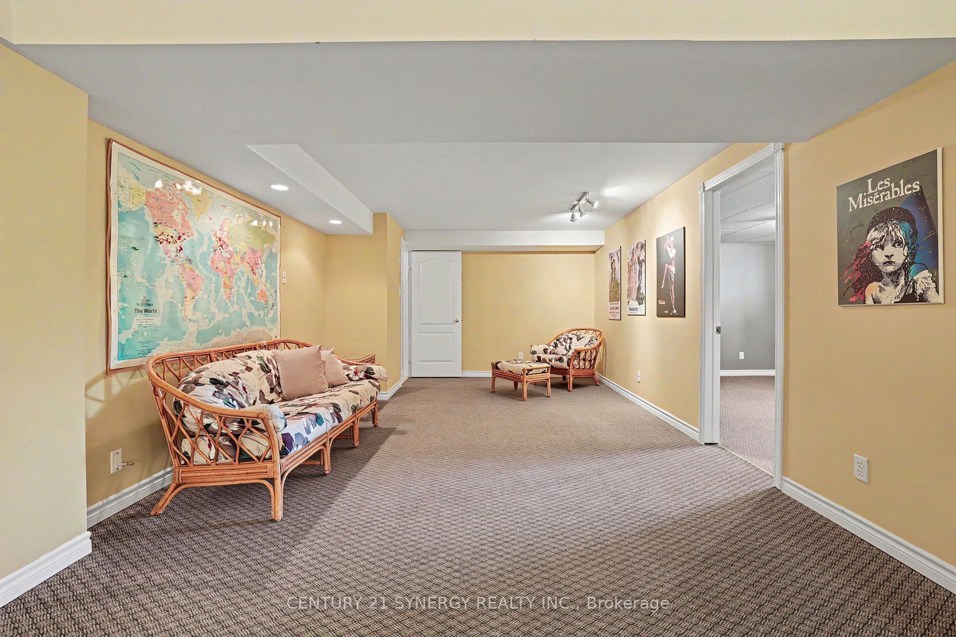 Photo 37 of 17 Warnock Court, Ottawa, Carson Meadows — HOMEH
