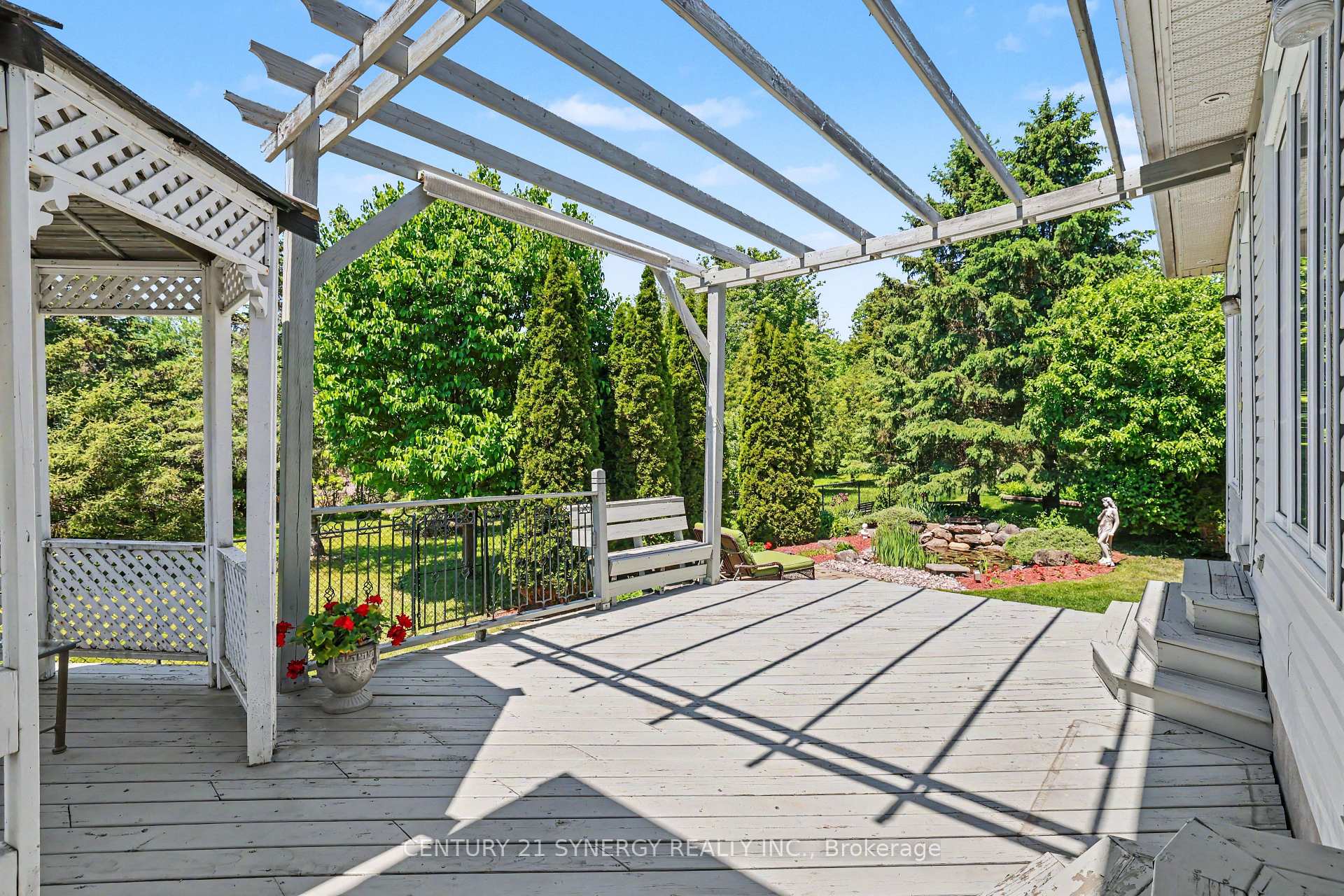 Photo 39 of 17 Warnock Court, Ottawa, Carson Meadows — HOMEH
