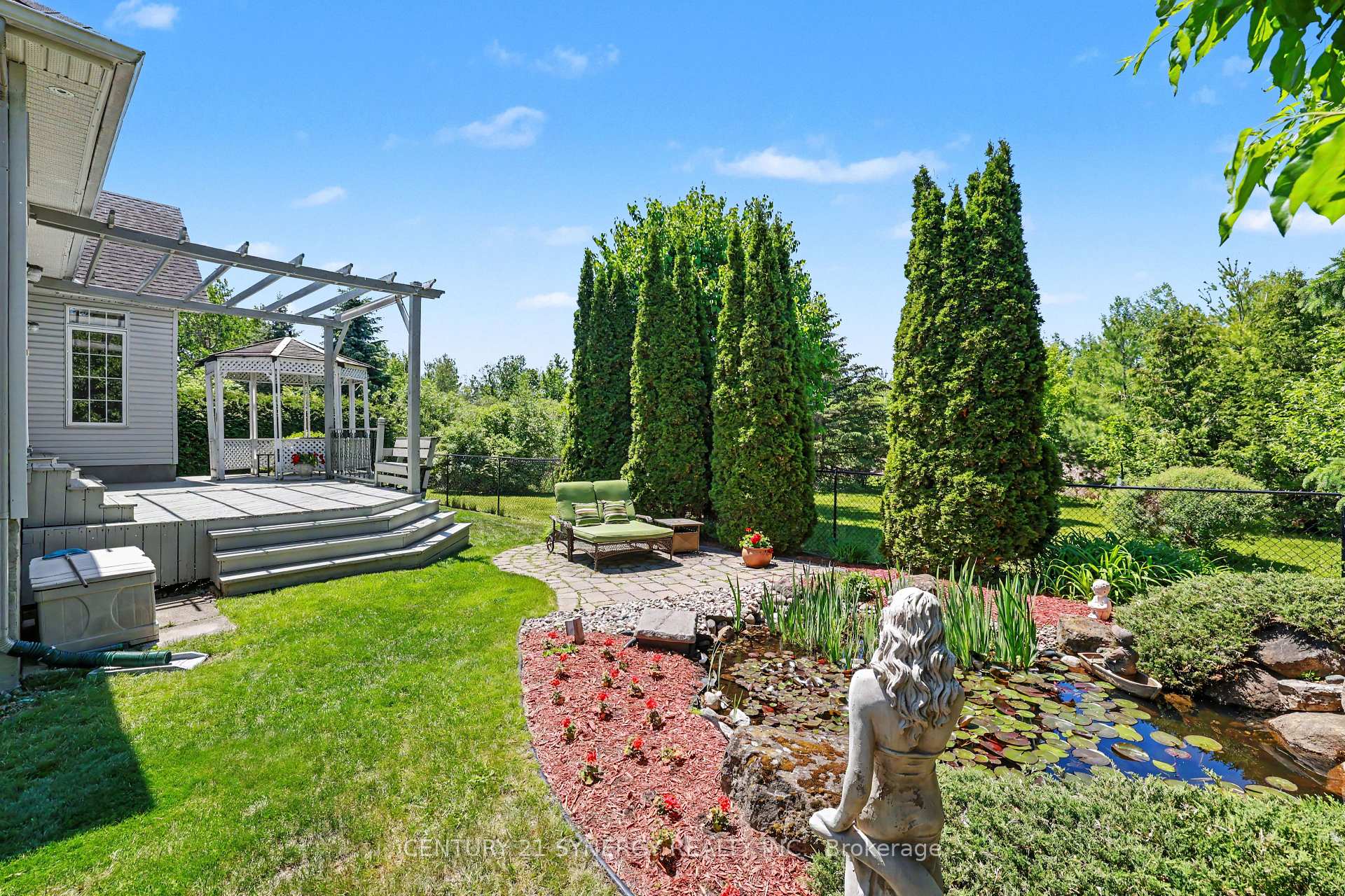 Photo 42 of 17 Warnock Court, Ottawa, Carson Meadows — HOMEH