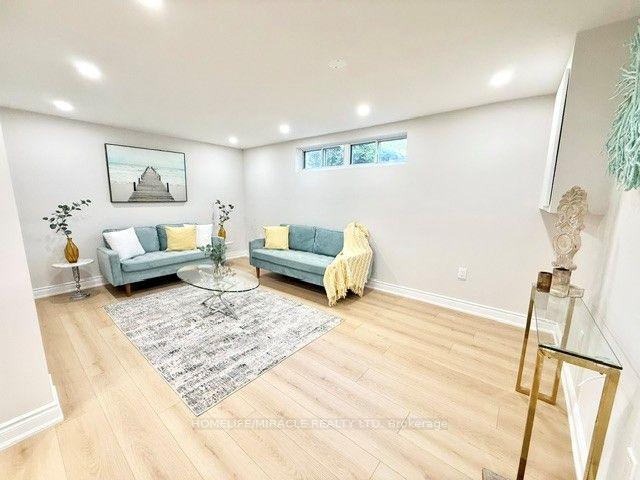 Photo 23 of 2464 Brookhurst Road, Mississauga, Clarkson — HOMEH