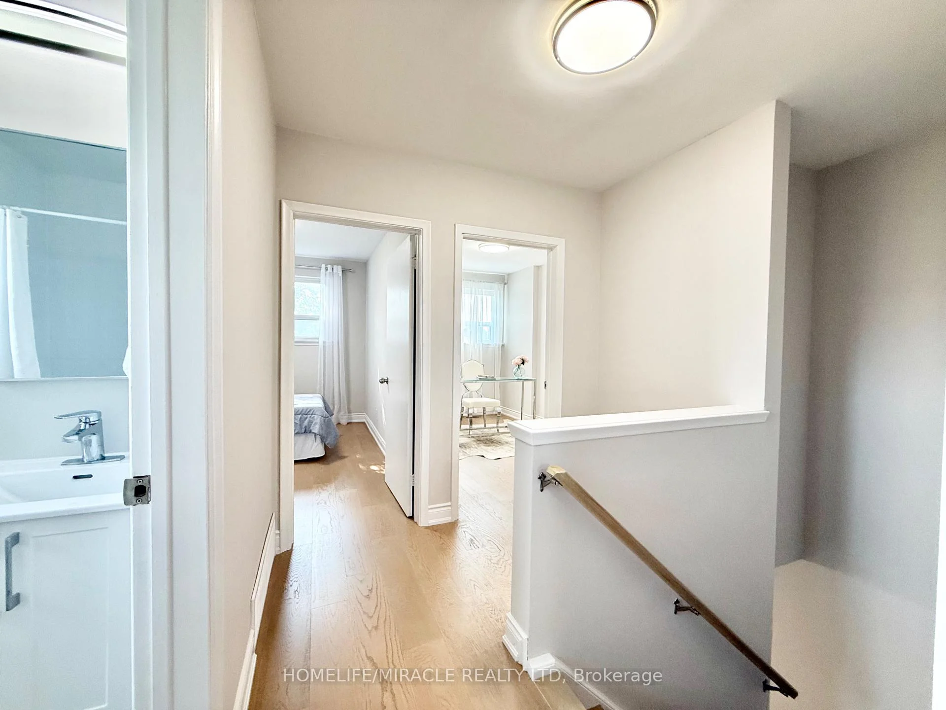 Photo 48 of 2464 Brookhurst Road, Mississauga, Clarkson — HOMEH