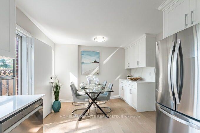 Photo 19 of 2464 Brookhurst Road, Mississauga, Clarkson — HOMEH